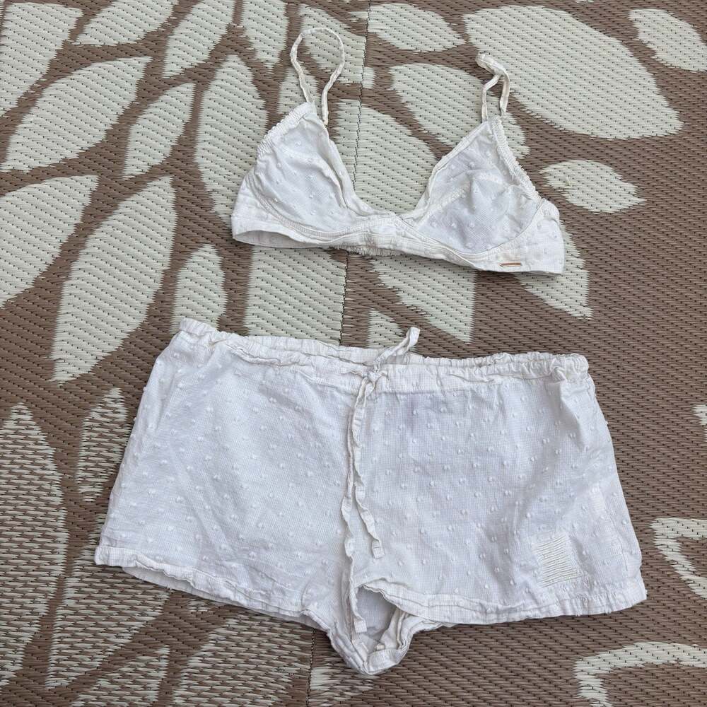 Savage X Fenty Womens S Matching Set Sleep Shorts And Bralette Cream Dots